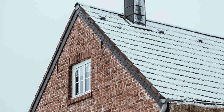 signs your roof needs repair